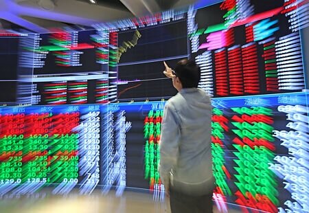 台股在清明連假後的本周多次上演「史詩級」走勢。圖∕本報資料照片