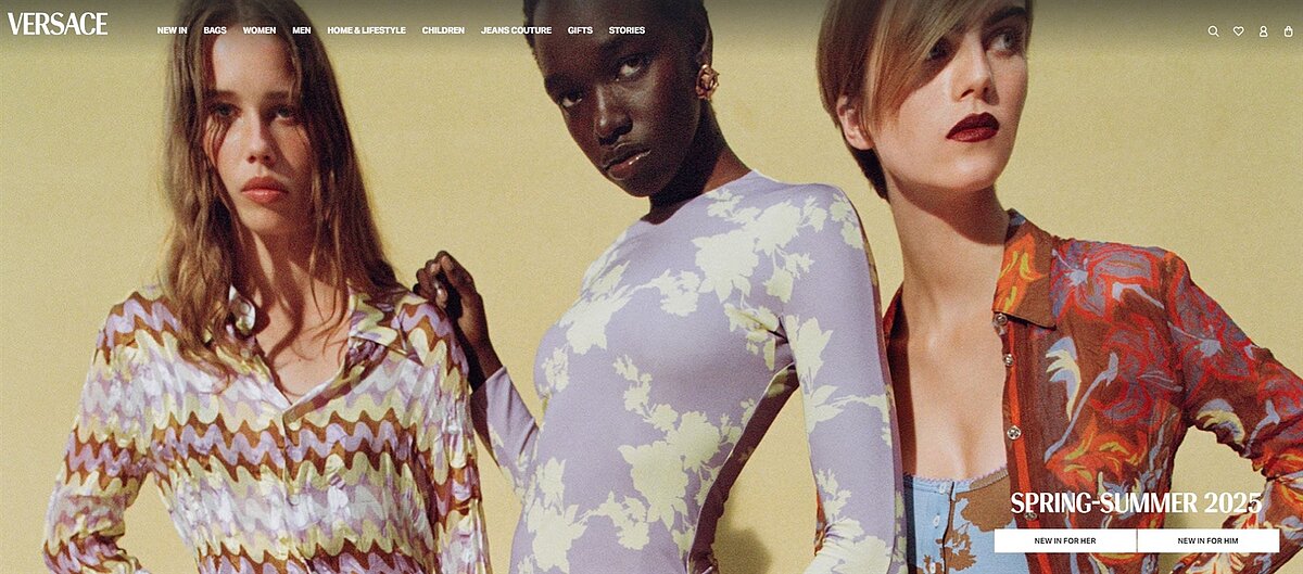 VERSACE。圖/截自品牌官網