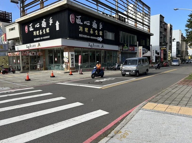 當天說明會將討論第二階段(莊敬北路-自強北路)單行道規畫內容、推動方式。圖為靠近自強北路的勝利七街。圖/聯合報資料照片