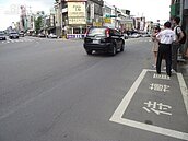 桃縣機車違規左轉取締件數超高　批警方搶錢