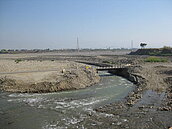 貓羅溪防洪　清淤14萬噸