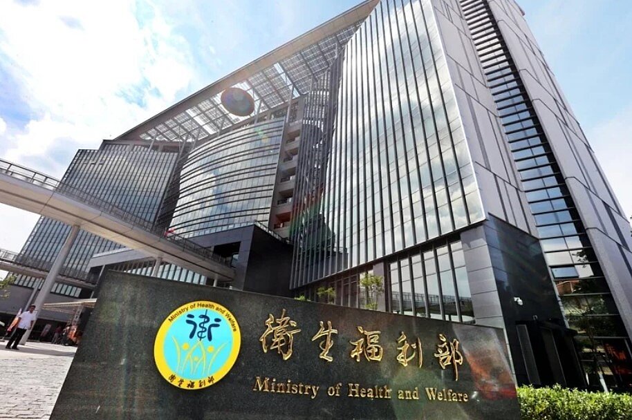 衛福部護理及健康照護司長蔡淑鳳說，經向成大醫院了解，該院護理師流失確實不少，今年2至3月，每月約15人離職，總計約30人，院方預計5月關病床，相較目前已關閉約40多床，將再關閉30床左右，衛福部將持續監控是否影響民眾就醫權益。圖／聯合資料照片
