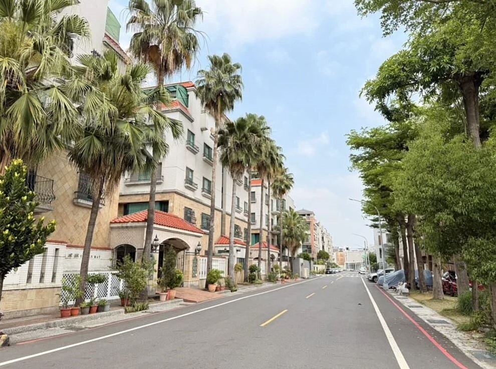 東區因生活機能佳、文教氣息濃厚、街廓整齊又具交通優勢,成為台南成為許多名人喜愛的地點。圖/信義房屋提供