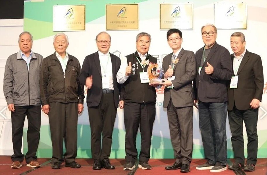 中華民國室內裝修品保協會揭牌成立。圖／民眾提供
