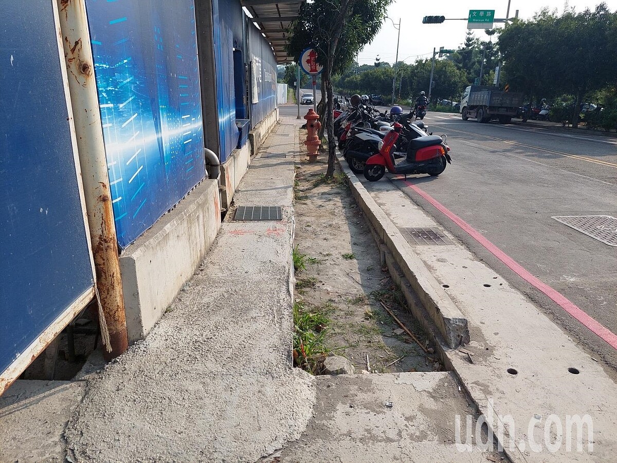 建案施工常導致周邊人行道和道路破損,桃園光近半年就多達170多件通報,市府都發局回應,已修法要求建商需限期修復,否則不予核發使用執照。圖/桃園市都發局提供
