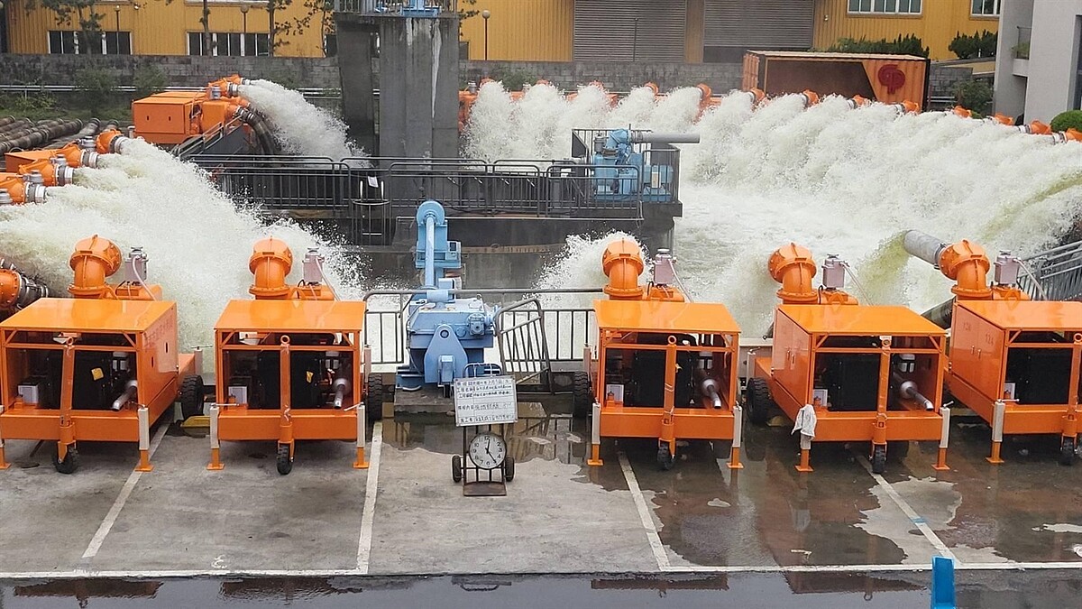台南再添29台抽水機