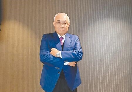 
中華民國不動產建築開發公會全聯會理事長楊玉全建議央行盡速檢討並鬆綁選擇性信用管制，讓國內房市能夠安定。（王莫昀攝）
