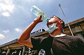 台中國小昔爆發黃金葛案　再傳老師水杯被學生滴精油誤飲