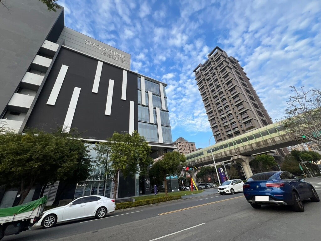 13期擁有文心秀泰商場以及捷運綠線機能。圖／業者提供