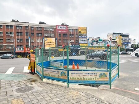 桃園汙水下水道普及率居六都之末,升格後急起直追如火如荼推進中,近3年接管成長率都冠六都。(蔡依珍攝)