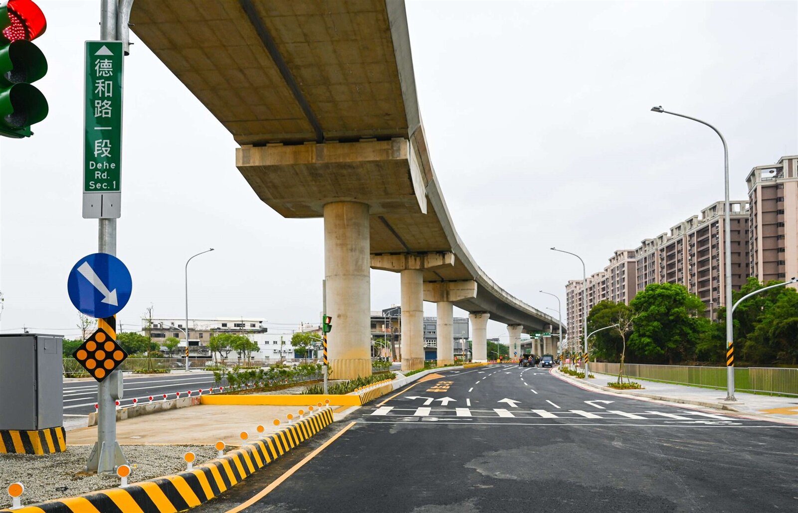 八德區德和路一段全線與桃園捷運綠線共線施作。圖:市府提供