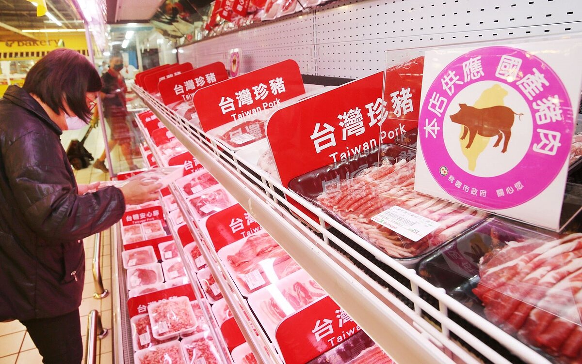 衛福部食藥署6日公布二批澳洲進口豬腳驗出瘦肉精萊克多巴胺,台北榮總職業醫學及臨床毒物部主任楊振昌呼籲,政府應標示清楚進口豬原產地,讓民眾有所選擇。圖/聯合報系資料照片