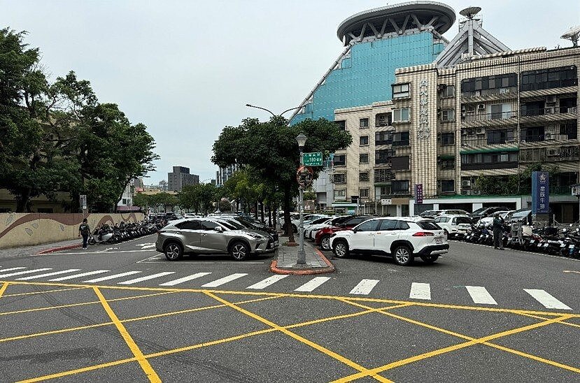 大安區延吉廢鐵道停車場。圖/台北市停管處提供