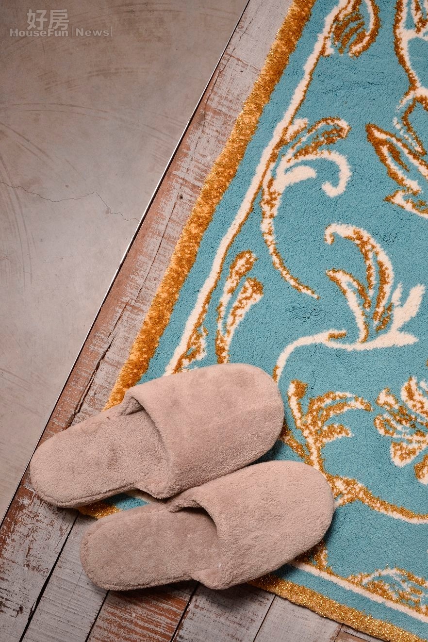 居家布置,拖鞋與地毯可以為家帶來溫暖的感覺。(好房News記者 陳韋帆/攝影 法蝶市集提供拍攝)