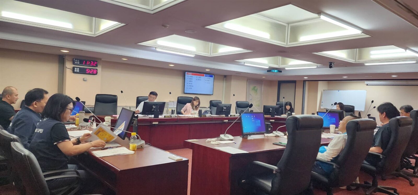 台北市議會民政委員會上午討論新增鄰長工作費。記者楊正海/攝影