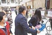 台灣踩兩紅線　央行難阻新台幣升值