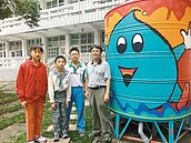 庭園綠造景　勝利國小蓋水撲滿