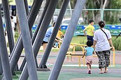 日本「全力催生」搶救少子化！3胎起免大學學費　家長哀號：第1胎最花錢