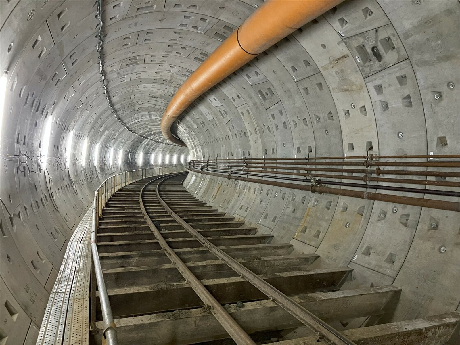 此次貫通的潛盾隧道位於八德區,長度約為456公尺。圖:捷工局提供