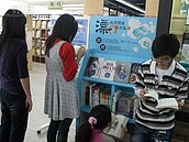 漂書旅行讓好書廣結良緣　高市圖首次辦理