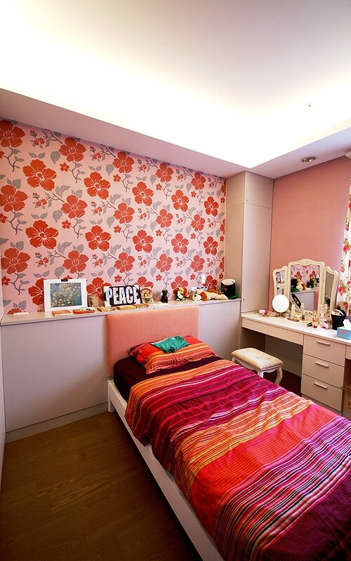 第三招:新窗簾營造舒適臥室(永慶居家服務中心)