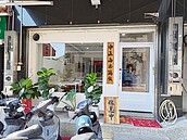 中正大學旁餐廳爆食物中毒　29名學生腹痛腹瀉全送醫