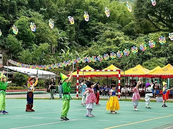 指南實小體育表演會