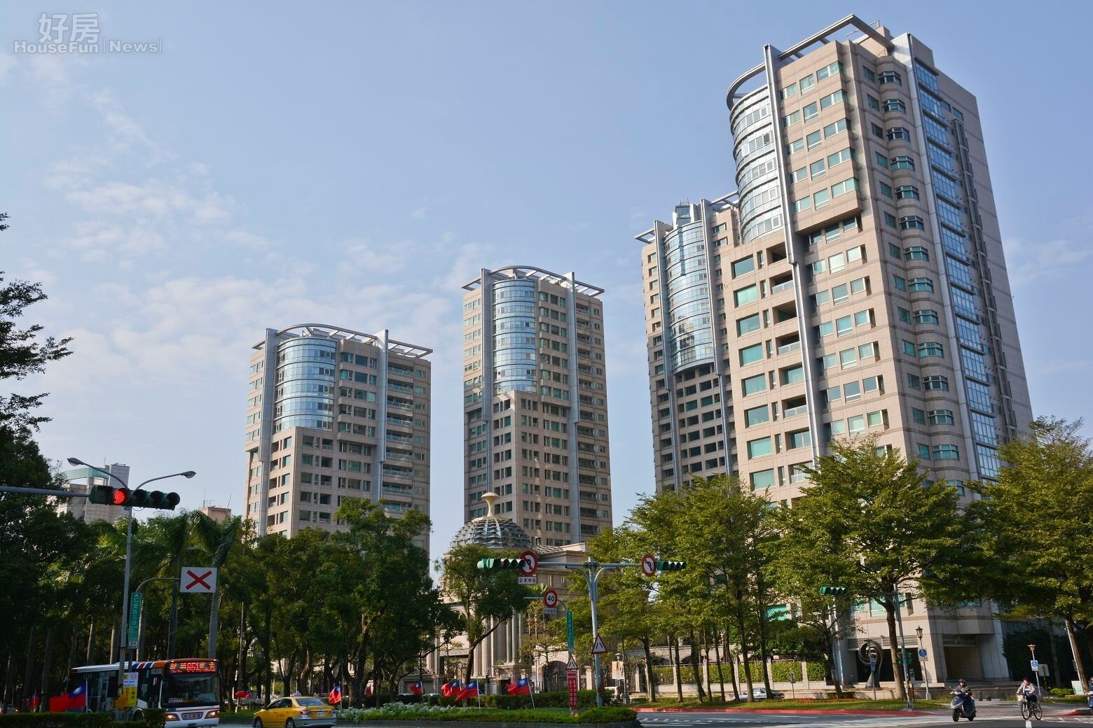 北市頂級豪宅,仁愛帝寶街景。(好房News記者 陳韋帆/攝影)