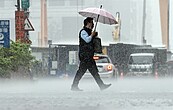 雨勢升級！16縣市豪大雨特報　恐一路下到晚上