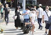 明起飆37度以上　吳德榮：周六下午鋒面接近北台轉雨降溫