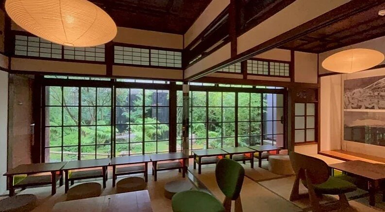 箱庭山本屋透過簡約古樸的侘寂美學角度,在老屋中呈現寧靜氛圍。圖/箱庭 山本屋提供