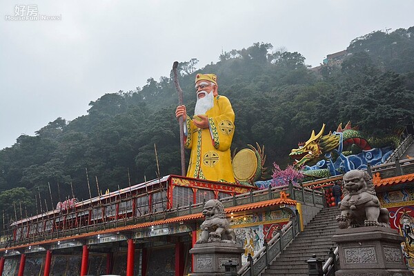 中和洪爐地土地公廟,廟宇、寺廟、拜拜、山景宅。(好房News記者 陳韋帆/攝影)