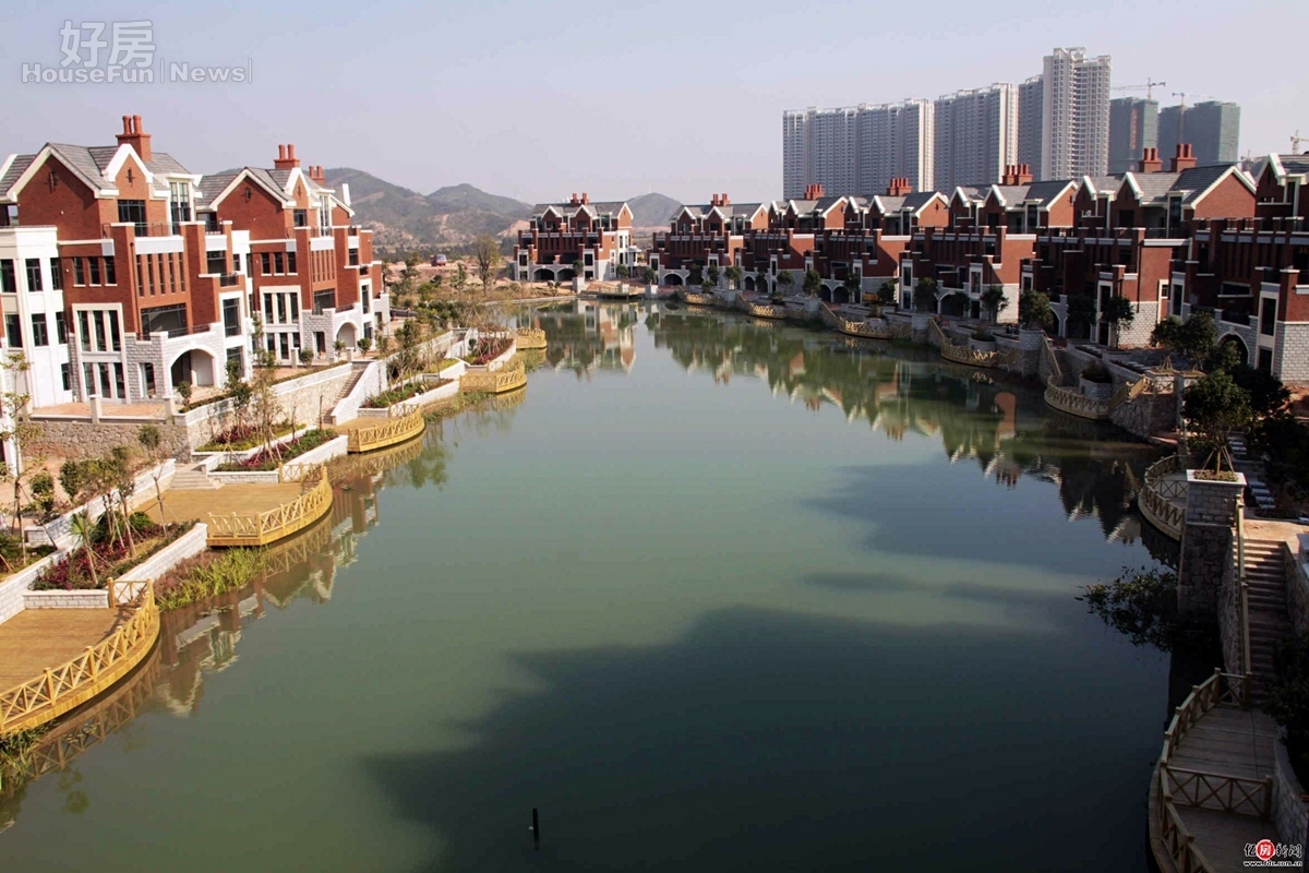 大陸廣州惠州市的大亞灣房屋建案十分漂亮，但卻七成空屋