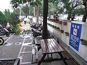 殯儀館全面禁菸　還畫吸菸區