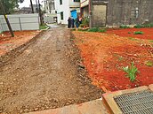 既成道路遭剷除　楊梅住戶無路可走