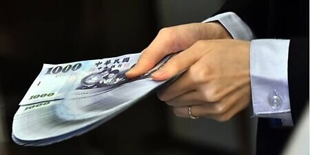 金管會公布最新高資產戶財管業務狀況,截至今年4月底,開辦家數增至13家。圖∕本報資料照片