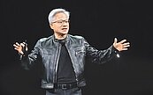黃仁勳促台灣投資核能