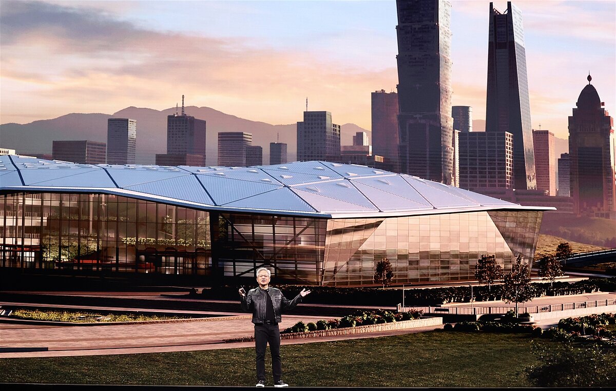 輝達執行長黃仁勳昨天在北流舉行主題演講中宣布,台灣總部將設在台北的北士科。記者林俊良/攝影