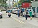 南投停車亂象　學童被迫與車爭道