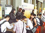 10個老鳥 9個換頭路 房仲業務大風吹 徵才1.6萬人