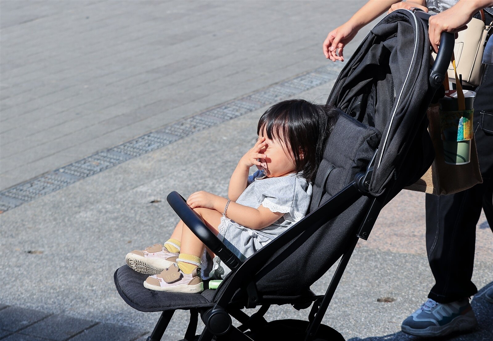 今天各地大多為多雲到晴,高溫31到36度,感受悶熱,中南部近山區有局部達36度或以上的機率,尤其在南高屏近山區處有較大範圍出現38度左右或以上高溫的可能。本報資料照片