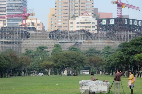 中市府推動34項重大建設計畫,103年將陸續完工。