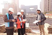 中市府勞工局無預警抽查工程勞安　查出多項違失