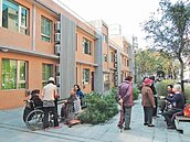 警舍變青年住宅　「社區更棒了」