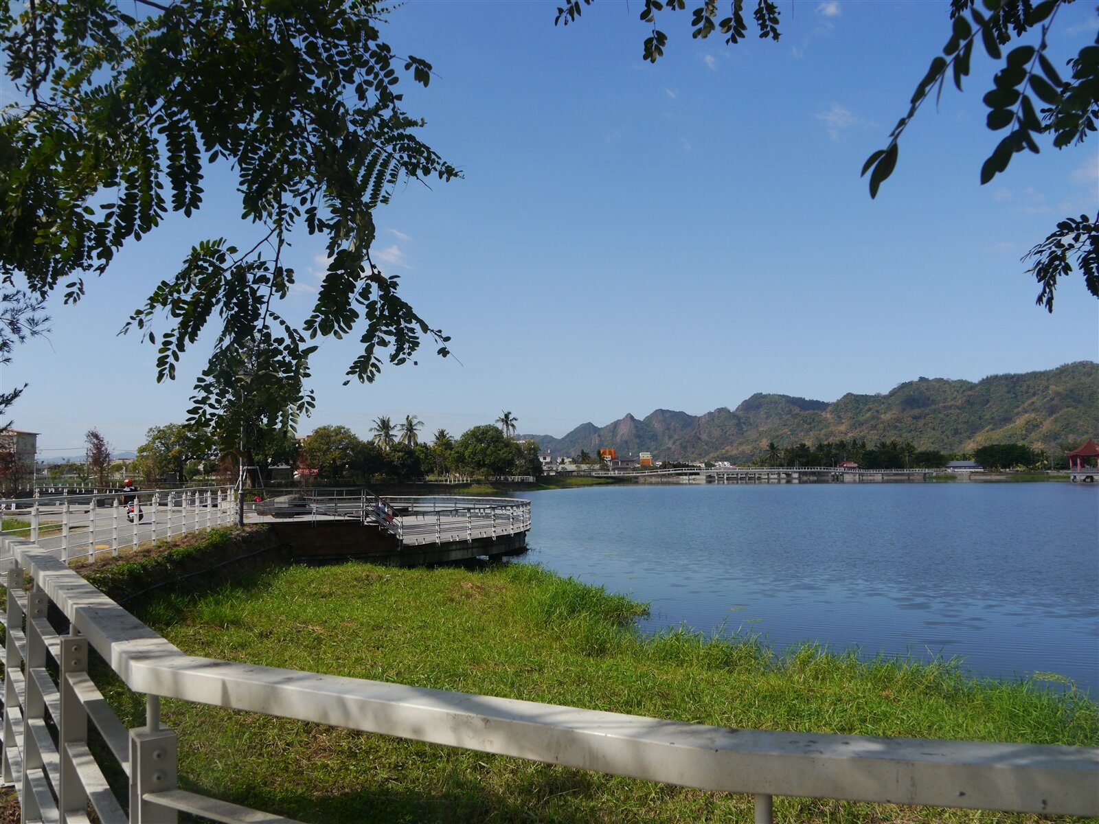 美濃湖原名瀰濃湖、中圳湖、中正湖，面積21公頃，僅次於澄清湖的高雄市第二大人工湖。圖／本報資料照 