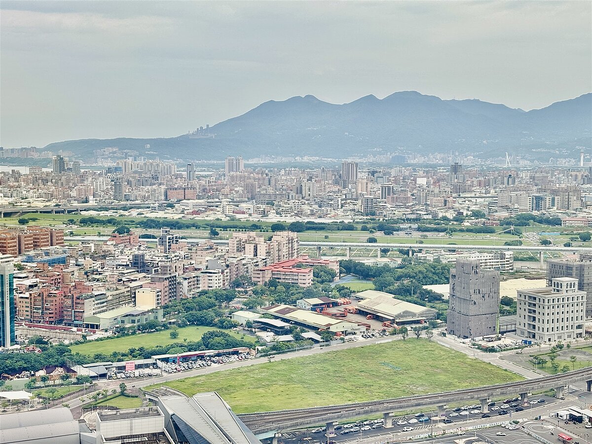 法定空地是否能減免地價稅議題引發立院攻防。示意圖。記者朱曼寧/攝影