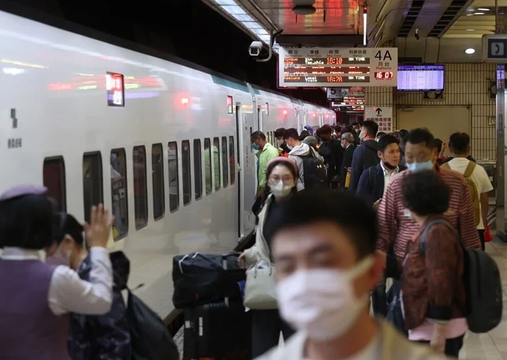 台鐵推出「花東會員優惠措施」，原規畫點數加倍3或5倍，但花東不接受，行政院及交通部今宣布加碼5至8倍，等於最多回饋92折。聯合報系資料照
