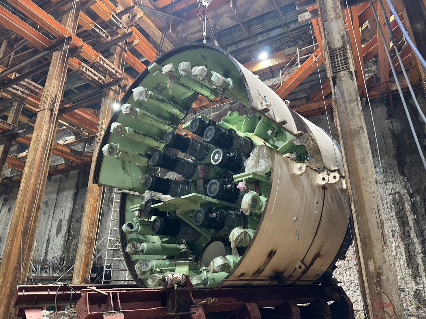 G06陽明運動公園站今年將依續再發進3台潛盾機。圖:捷工局提供