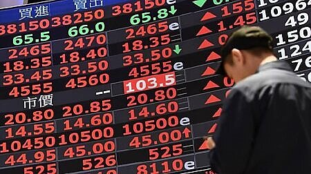 隨台股進入6月~8月除權息高峰期,法人預期,將推動資金流向相對抗跌的高殖利率股票,加上適逢多檔高股息ETF換股,使近期台股高息股成為市場焦點。圖∕本報資料照片