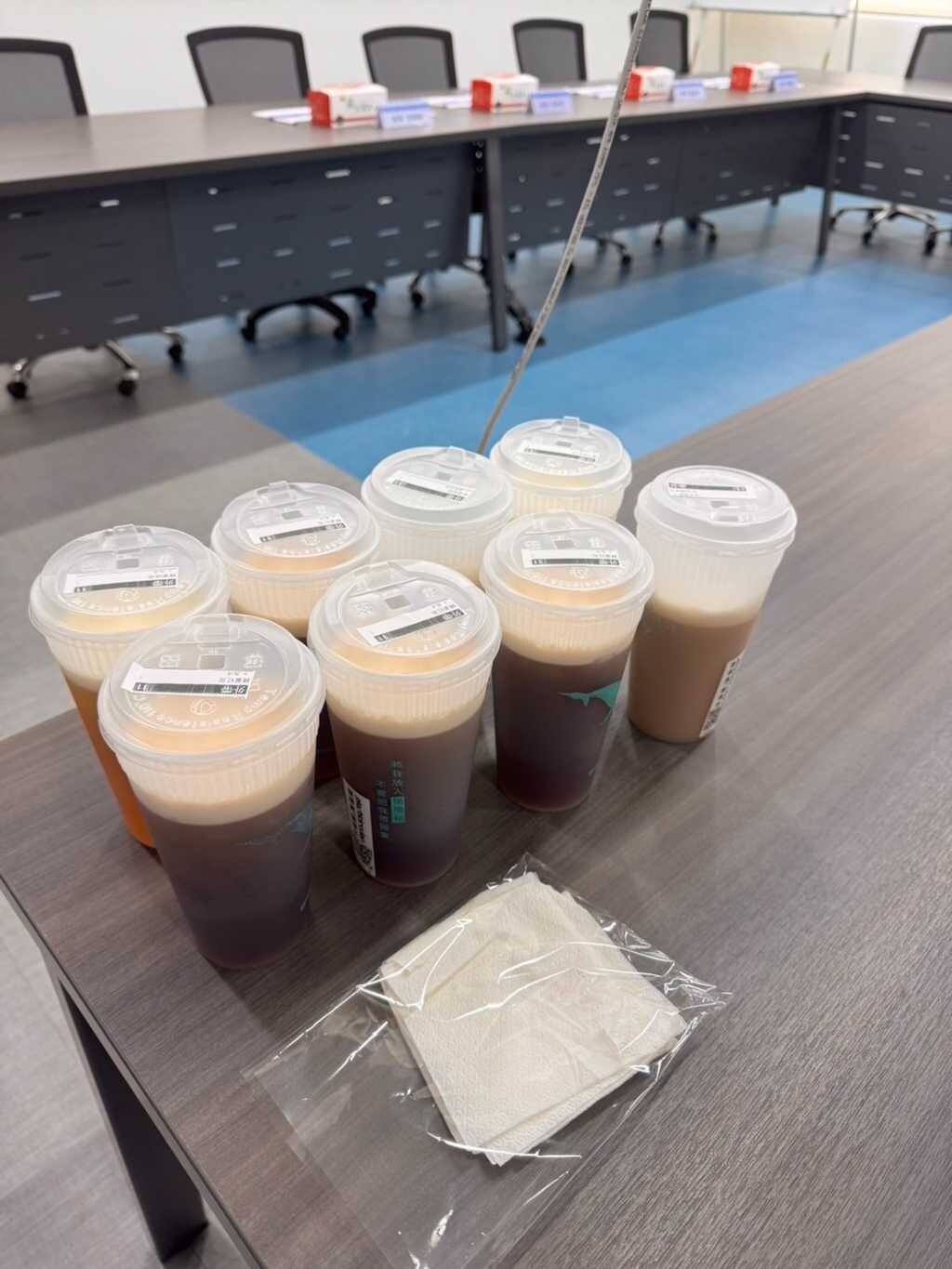 請廠商自備環保杯。圖:環保局提供